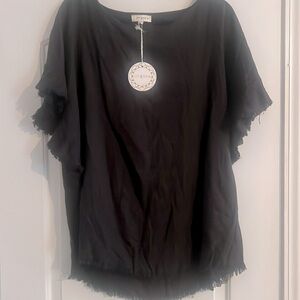 Umgee Black Linen Top with frayed hem & wing cap sleeves.  1XL